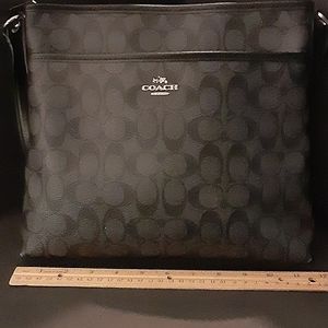 Used designer inspired purse